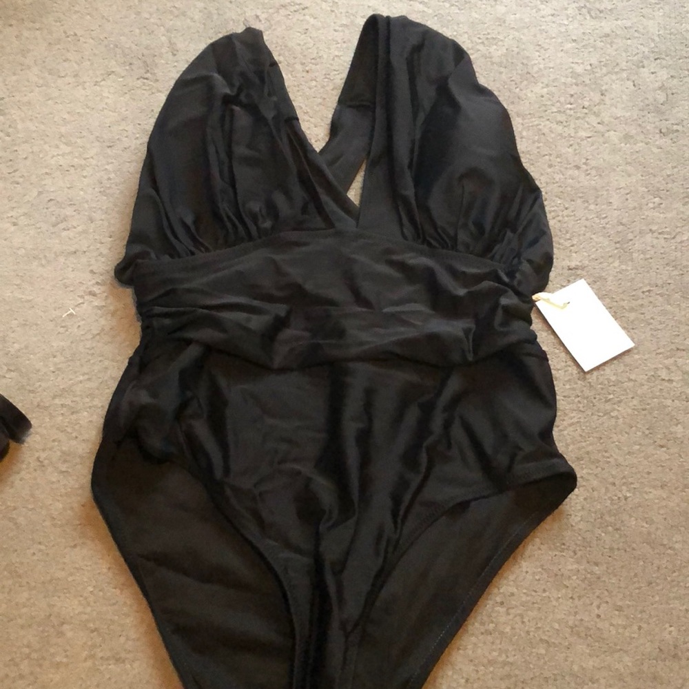 NWT Cupshe one piece